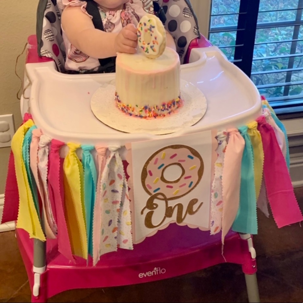 DONUT HIGH CHAIR BANNER — FIRST BIRTHDAY